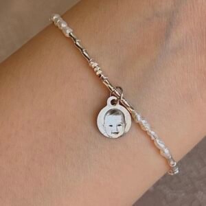 Thin pearly bracelet